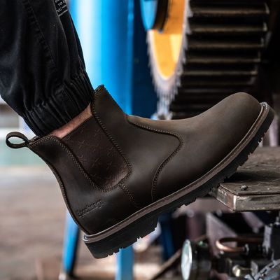 Calzature da lavoro di moda